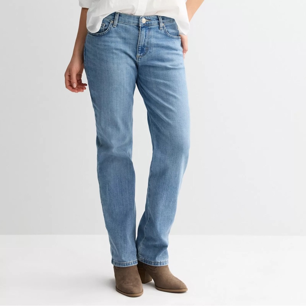 Women's Perfect Fit Straight Leg Jeans Size 18 Plus Mid Rise Stretch light wash